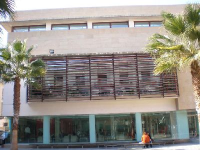 La biblioteca municipal Pilar Barns de Lorca ofrece nuevos servicios a partir de hoy tras la entrada en la fase 2 