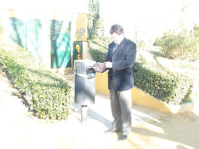 Limusa instaura un servicio integral de recogida de excrementos caninos