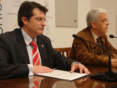 El Ayuntamiento apuesta por mejorar la tramitacin de expedientes administrativos con la puesta en marcha de un nuevo y ms rpido servicio de gestin catastral