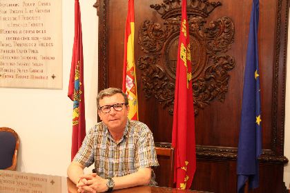 Lorca recibe la visita de ms de medio centenar de cruceristas que acudieron a la ciudad desde el puerto de Cartagena
