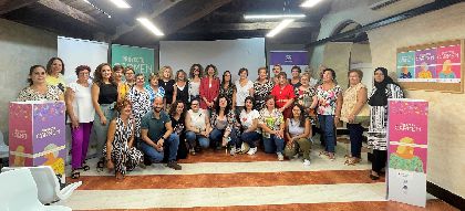 13 mujeres participan en Lorca en el ''Proyecto Carmen'', para fortalecer su autonoma laboral