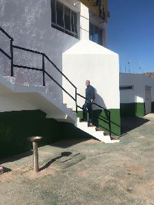 El Ayuntamiento y la CARM invierten 32.000 euros en mejorar las instalaciones de la Pista de Atletismo ''rsula Ruiz Prez'' y en crear nuevos aseos y un servicio de botiqun 