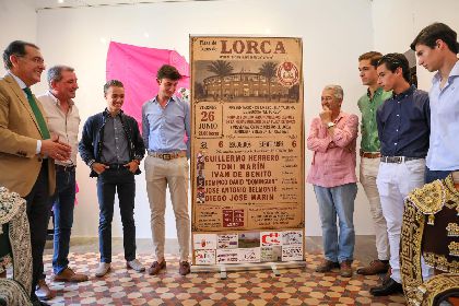 Lorca acoger� la primera novillada nocturna tras la reinauguraci�n del Coso de Sutullena de la mano de la Escuela Taurina de Murcia