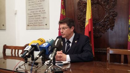 La sustitucin para reconstruir 59 viviendas en San Fernando, pactada entre el Ayuntamiento y los vecinos, permitir a las familias volver a levantar su barrio