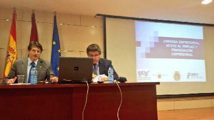 130 personas acuden a la jornada de informacin sobre medidas de apoyo al empleo y financiacin empresarial celebrada en Lorca