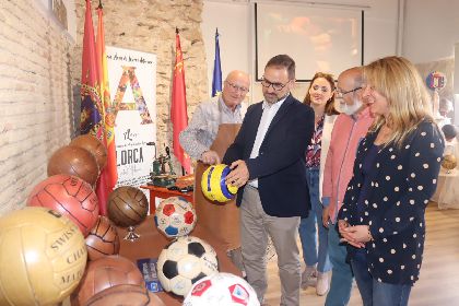 La Casa de Artesano acoger hasta el 3 de junio una exposicin monogrfica de ''Balones Artesanales Jumondi''