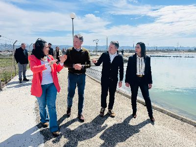 El campo lorquino da un salto hacia la autosuficiencia energ�tica con una planta solar flotante en La Torrecilla que permitir� ahorrar m�s de 80.000 euros anuales