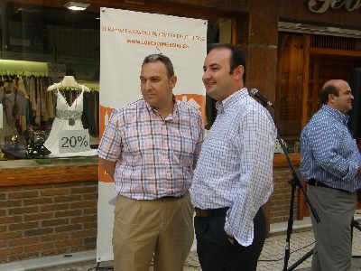 El Ayuntamiento y la Unin de Comerciantes hacen un estudio sobre las nuevas tecnologas en el comercio para iniciar nuevas acciones que fomenten su implantacin