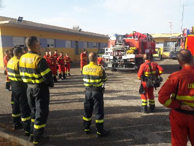 El Servicio Municipal de Emergencias, Retenes Forestales y la UME desarrollan prcticas conjuntas en la Base de Zarcilla de Ramos