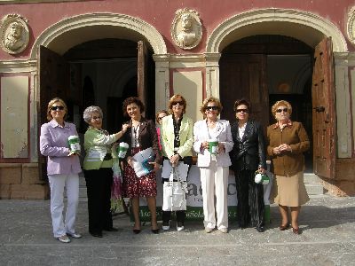 El Ayuntamiento anima a los lorquinos a colaborar con la cuestacin de la Asociacin Contra el Cncer
