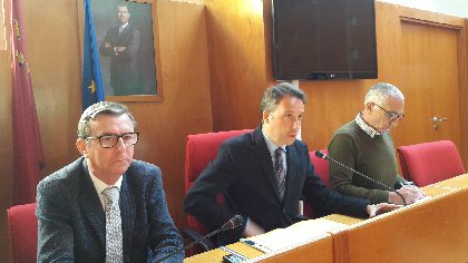 El Pleno Extraordinario del Ayuntamiento aprueba los Honores y Distinciones de la Ciudad que sern entregados el jueves a las 19 horas en el Teatro Guerra