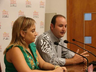 El alcalde convoc ayer por la maana la mesa del curtido para analizar el estado del Plan Nacional de Apoyo al Sector del Curtido.