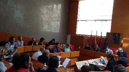 El Pleno Municipal aprueba una modificacin presupuestaria para destinar 400.000 ? al arreglo de caminos en pedanas