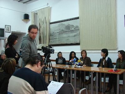 Ms de 100 jvenes de los barrios altos se benefician del proyecto Aula II, de la Concejala de Atencin Social