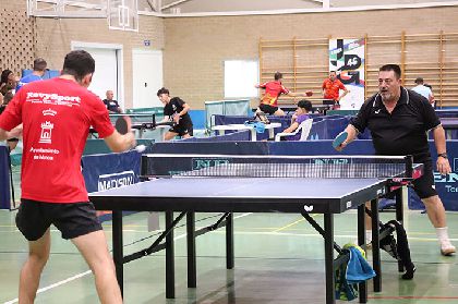 El tenis de mesa convoca a jugadores de todas las edades en dos intensas jornadas en el marco del Open de Feria 