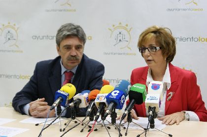 El Ayuntamiento de Lorca y la Comunidad Autnoma pondrn en marcha un programa piloto pionero de apoyo a los familiares que cuidan a las personas dependientes