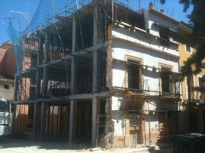 El Ayuntamiento de Lorca ha concedido ya la licencia de reconstruccin de 62 viviendas demolidas por los sesmos y en unos das dar la de otras 120