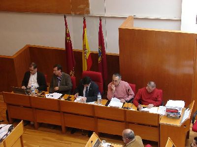 El Pleno pide que se retiren las enmiendas que impliquen la caducidad del Tajo-Segura en 2015 o la disminucin de recursos hdricos en nuestra cuenca
