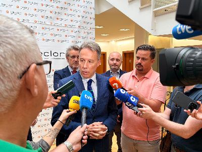 El alcalde vuelve a reclamar al Ministerio del Interior m�s agentes de Polic�a Nacional y Guardia Civil: ''exigimos seguridad y una respuesta inmediata''