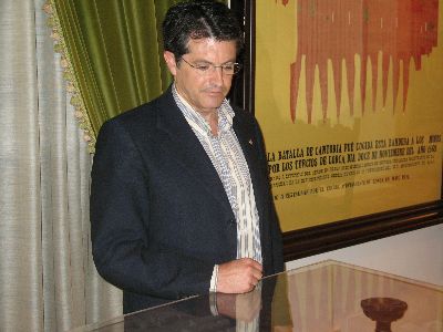 Jdar inaugura en el Museo Arqueolgico una exposicin de arte rupestre.