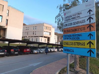 El Ayuntamiento recupera el servicio p�blico y gratuito de autob�s lanzadera entre el aparcamiento del campo de f�tbol Art�s Carrasco y el hospital Rafael M�ndez