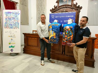 Los voluntarios de Deportes estrenan camiseta confeccionada ntegramente en Lorca
