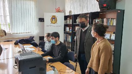Abre la oficina habilitada por el Ayuntamiento para el asesoramiento de los afectados por la lnea Hinojar-guilas