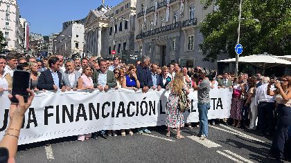 Ayuntamientos de toda Espaa se dan cita en Madrid para que el Ejecutivo Central cumpla ''su compromiso con la financiacin local'' 