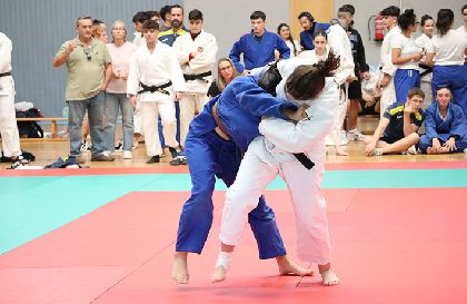 El campeonato regional de judo rene a 94 participantes en la primera gran cita de artes marciales de los 46 JDG 