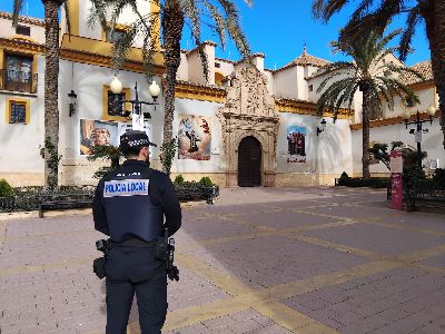 La Polic�a Local de Lorca detiene a dos personas como presuntas autoras de varios robos con fuerza en San Crist�bal y Los �ngeles