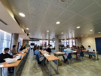 El Ayuntamiento promover un proceso de informacin y participacin para revisar el Reglamento Orgnico de Distritos 