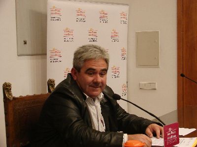 Limusa retir 5 toneladas de residuos vegetales de los cementerios lorquinos tras el Da de Todos los Santos