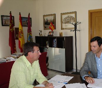 Montiel se rene con Pealver para tratar las necesidades deportivas en Lorca