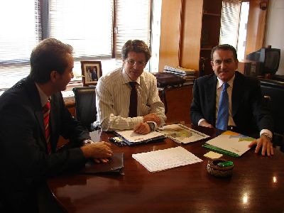 IBERDROLA informa al alcalde de Lorca que adelanta el plazo de desmontaje de la subestacin de La Via