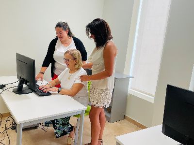 Se abre el plazo de inscripcin para los talleres de informtica y nuevas tecnologas  dirigidos a los mayores de Lorca
