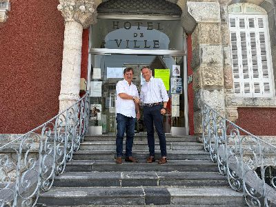 Fulgencio Gil estrecha los lazos hist�ricos y religiosos entre Lorca y Lourdes para seguir manteniendo una colaboraci�n cultural y social con la ciudad francesa