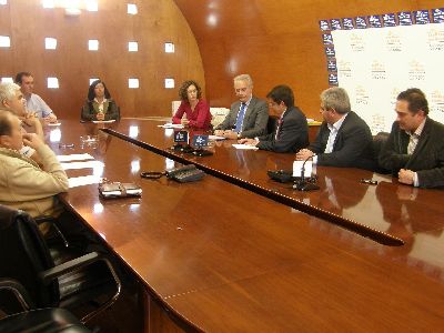 El cimbrado de la Rambla de Tiata avanza con paso firme hacia su objetivo