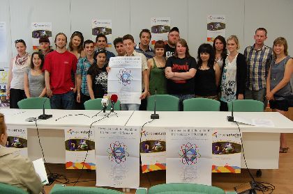 Jvenes de seis pases europeos realizan en Lorca un seminario para afrontar los problemas y mecanismos en la vida virtual en Internet