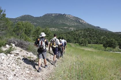 130 personas participaron durante el pasado fin de semana en las  rutas de senderismo del programa ?Lorca a Pie 2010?