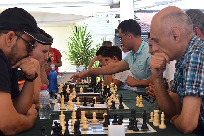 Rcord de participacin en el torneo de ajedrez de los JDG con 106 participantes, 90 adultos y 16 menores