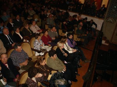 El XXVIII Encuentro de Cuadrillas de Lorca llena el Teatro Guerra