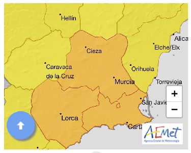 La AEMET eleva la alerta a nivel naranja en Lorca tras la tromba de agua que ha descargado sobre el municipio