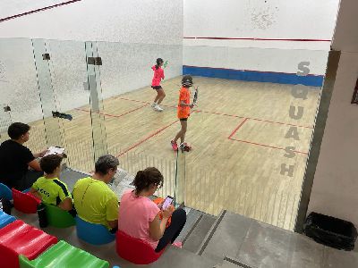 30 jugadores se disputan el Open regional junior de squash 