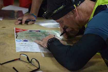 461 personas repartidas en 86 equipos realizan la 44 travesa nocturna de montaa por parajes de Ortillo y Parrilla