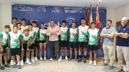 Recepci�n a los diez nadadores del Club Nataci�n Lorca que representar�n a la ciudad en cinco campeonatos de Espa�a