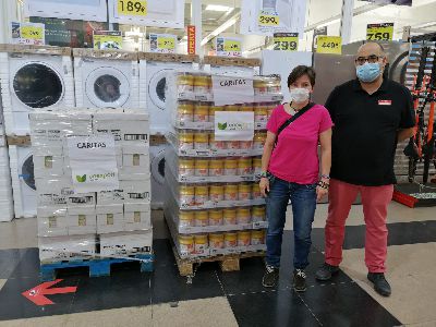 Servicios Sociales adquiere alimentos bsicos por valor de 18.000 euros para las familias ms necesitadas 