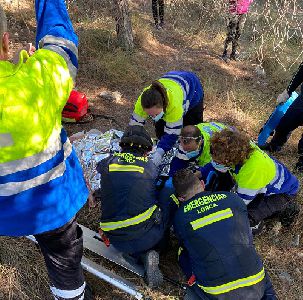 Rescatada una senderista tras sufrir un accidente en el pantano de Puentes que le ha provocado una fractura de tibia