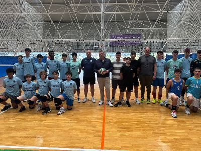Los equipos cadete e infantil masculino de voleibol de A.D. Eliocroca ganan la liga regional y estarn en el Campeonato de Espaa