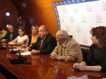 El Ayuntamiento aportar ms de 26.000 euros para la reparacin de caminos privados de la diputacin de Parrilla