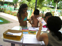 Las actividades en las piscinas provocan un aumento en el nmero de baistas